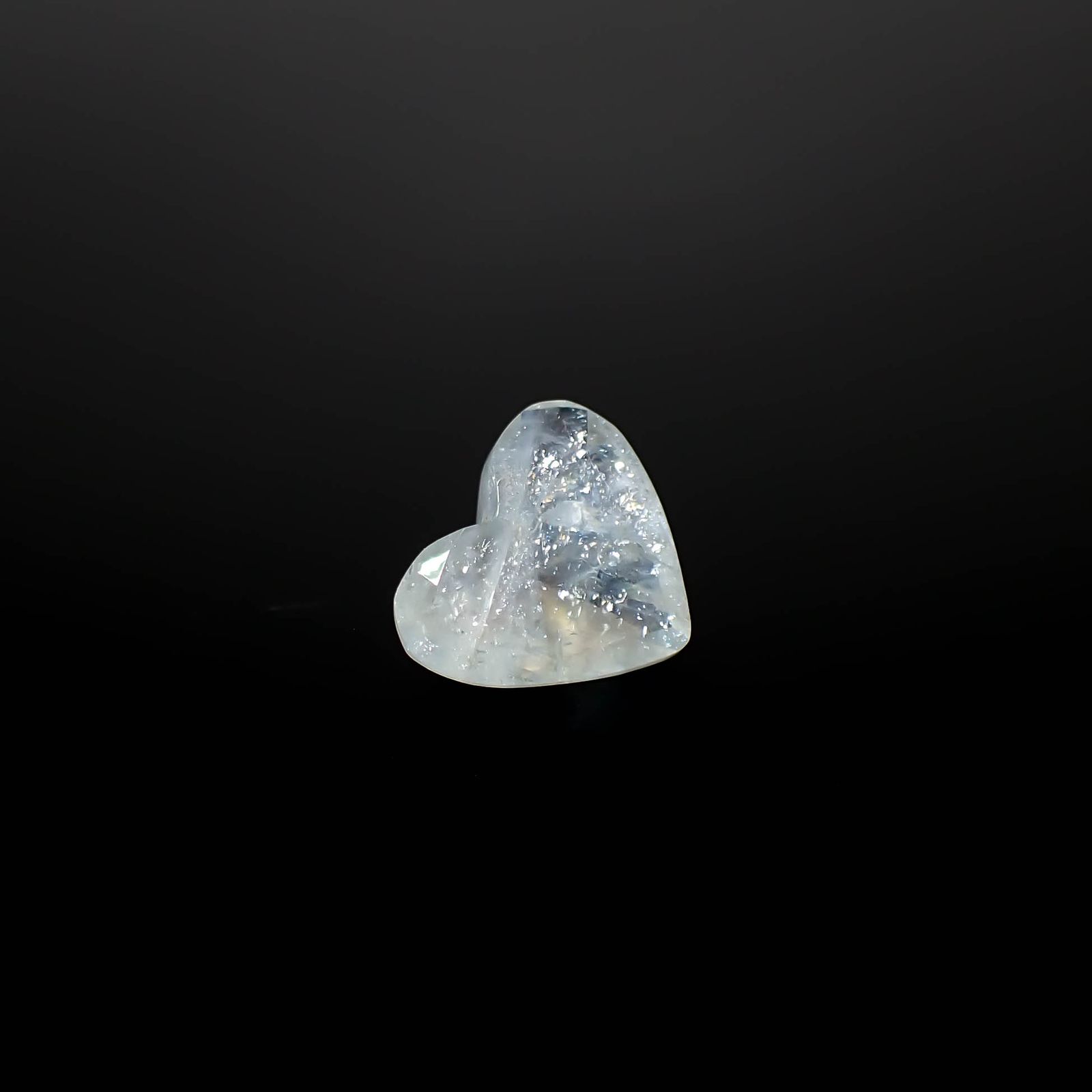 イリデッセンスアクアマリン ブラジル産 2.67ct [250730841]9.3x11.3mm前後
