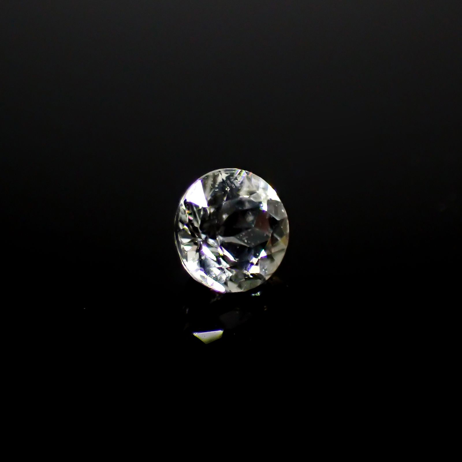 リューコガーネット ビルマ産 0.19ct[240728482]3.2x3.2mm前後