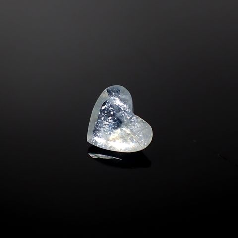 イリデッセンスアクアマリン ブラジル産 1.11ct [250730716]7x8.2mm前後