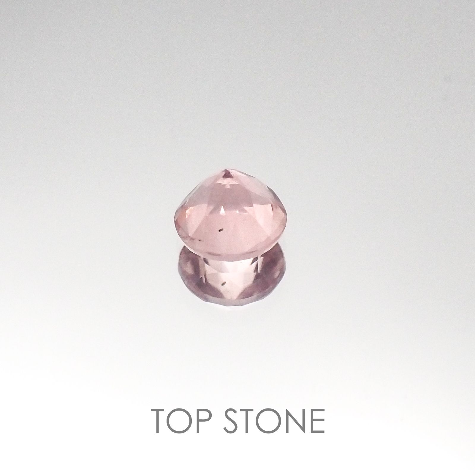 ディープローズクォーツ モザンビーク産 ルース 0.28ct[20095382]4.1×4.1mm前後
