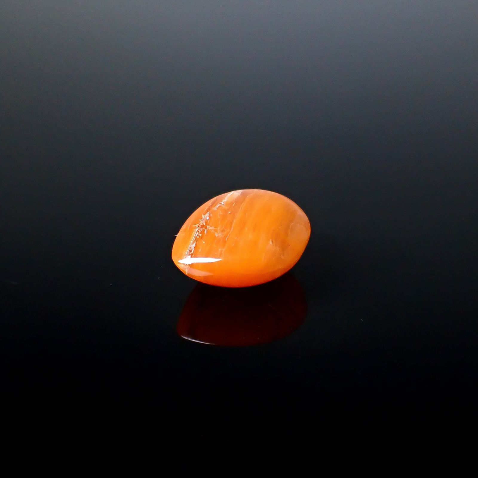 北海道オパール 北海道河東郡鹿追町然別産 6.05ct [250530393]14.4x11.2mm前後