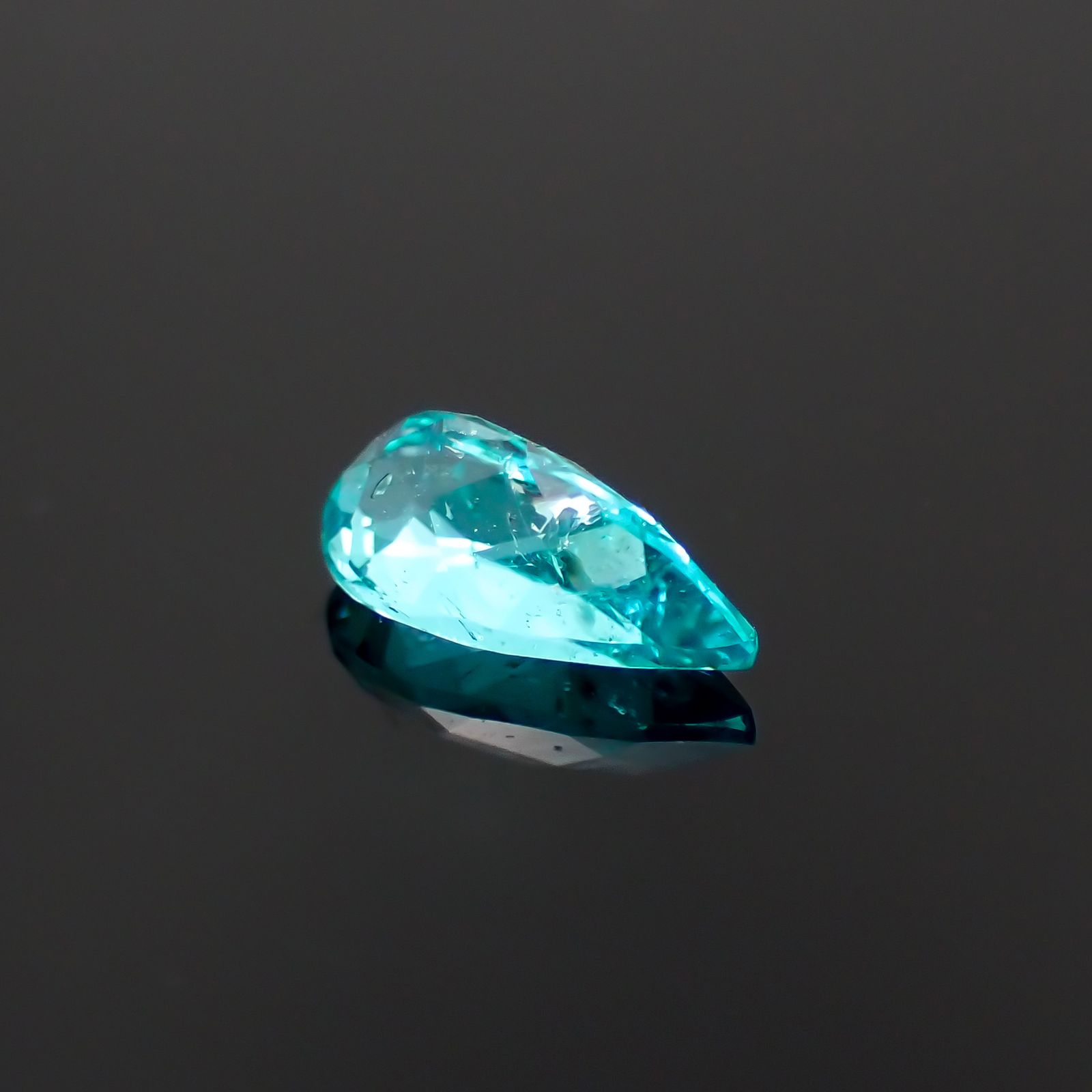 パライバトルマリン(宝石名トルマリン/別名パライバ・トルマリン)ブラジル産 0.40ct GIA鑑付[231023682]6.9x3.56mm前後