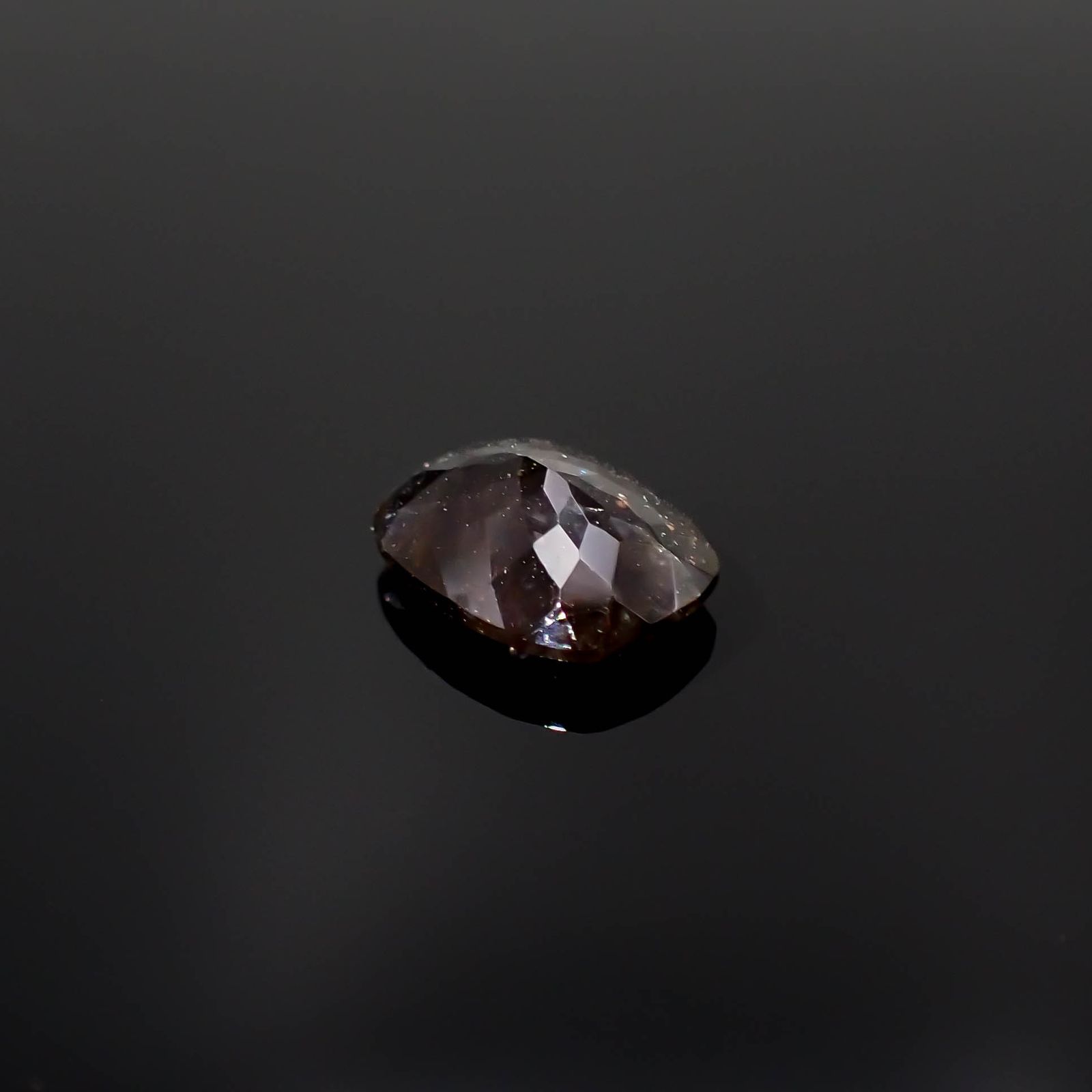 ブラッドショットアイオライト インド産 2.33ct[230321206]10.6x8.2mm前後