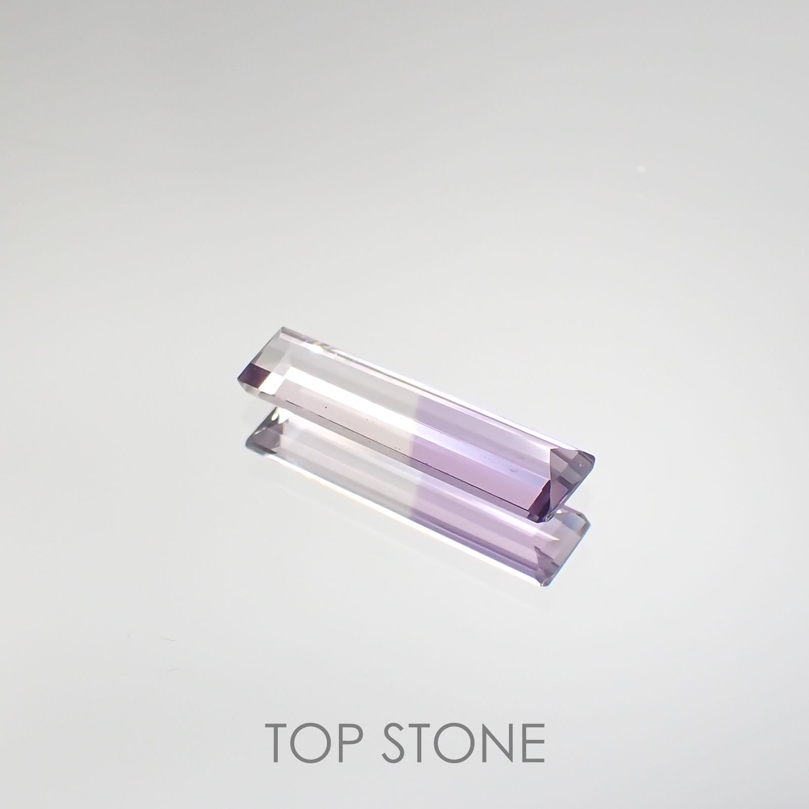 アワーグラスアメジスト モロッコ産 ルース 1.8ct[210912324]16.1×4.2mm前後