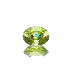 スフェーン(宝石名スフェーン)マダガスカル産 0.87ct 識別済[230120096]6.6x4.9mm前後