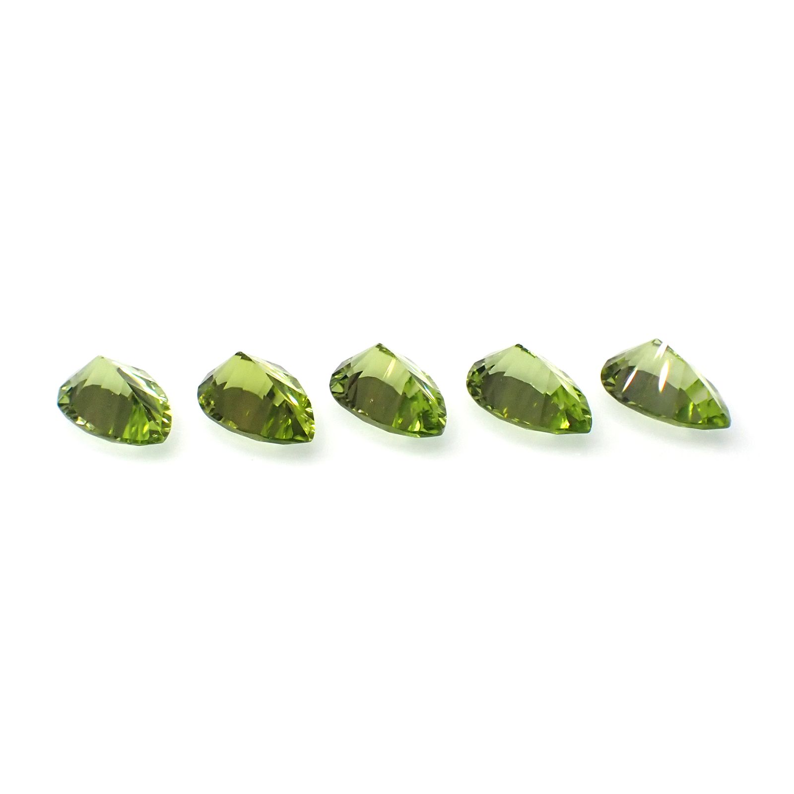 <ランダムセレクト1個販売>◇コンケーブカット◇ペリドット 中国産 約1.05-1.36ct[230722578]9x6mm前後