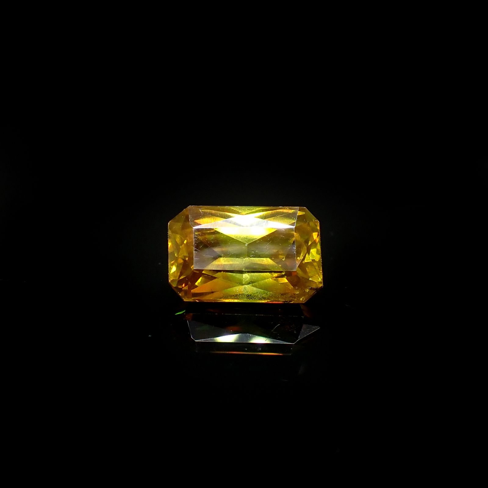 スファレライト スペイン産 5.67ct[240326379]11.5x7.4mm前後