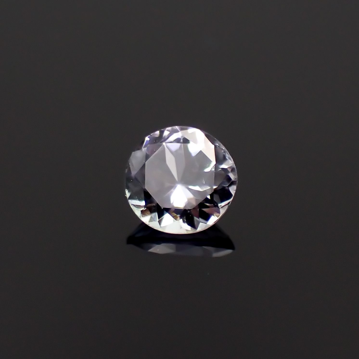 バイカラータンザナイト(宝石名ゾイサイト)タンザニア産 0.46ct 識別済[230421795]5x5mm前後
