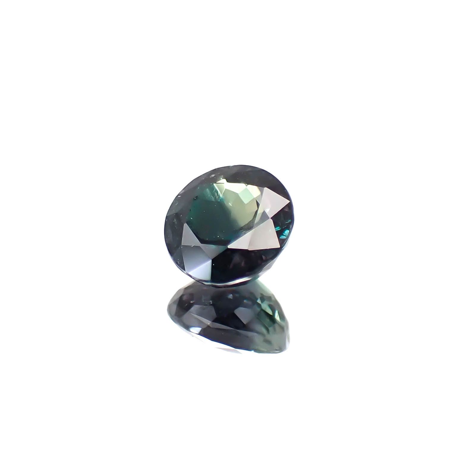 アレキサンドライト(宝石名アレキサンドライト)ロシア産 0.94ct GIA鑑付[250530411]5.74x5.82mm前後