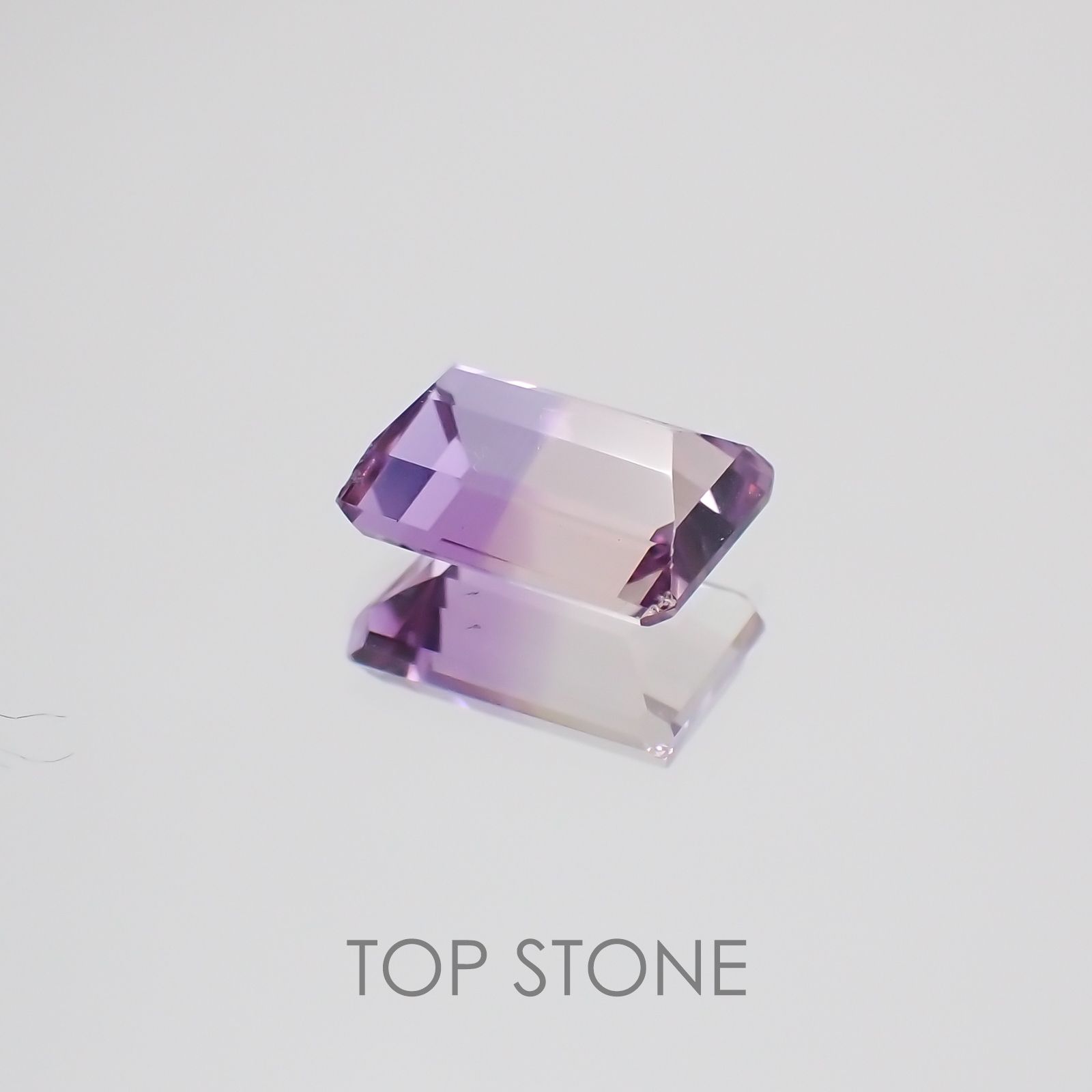 アワーグラスアメジスト モロッコ産 ルース 2.03ct[21018587]8.9×6.3mm前後