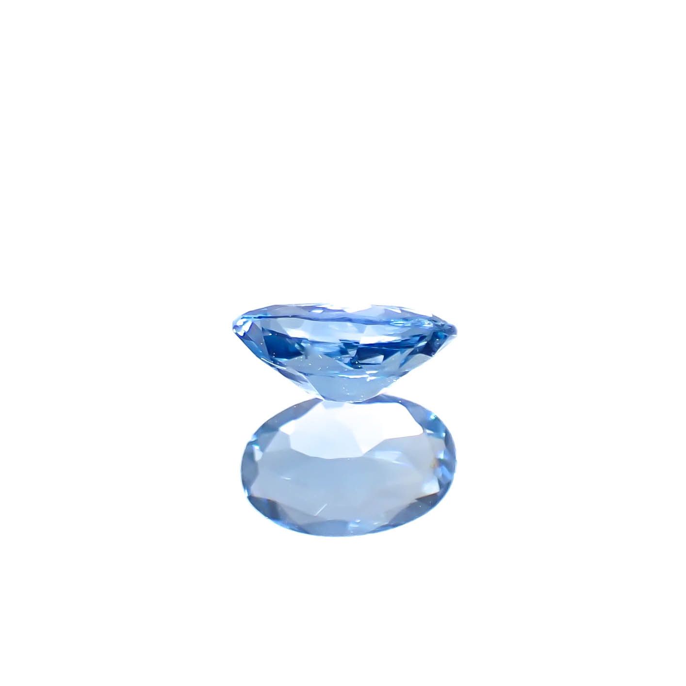 アクアマリン サンタマリアカラー ナイジェリア産 0.32ct [250329943]6x3.9mm前後