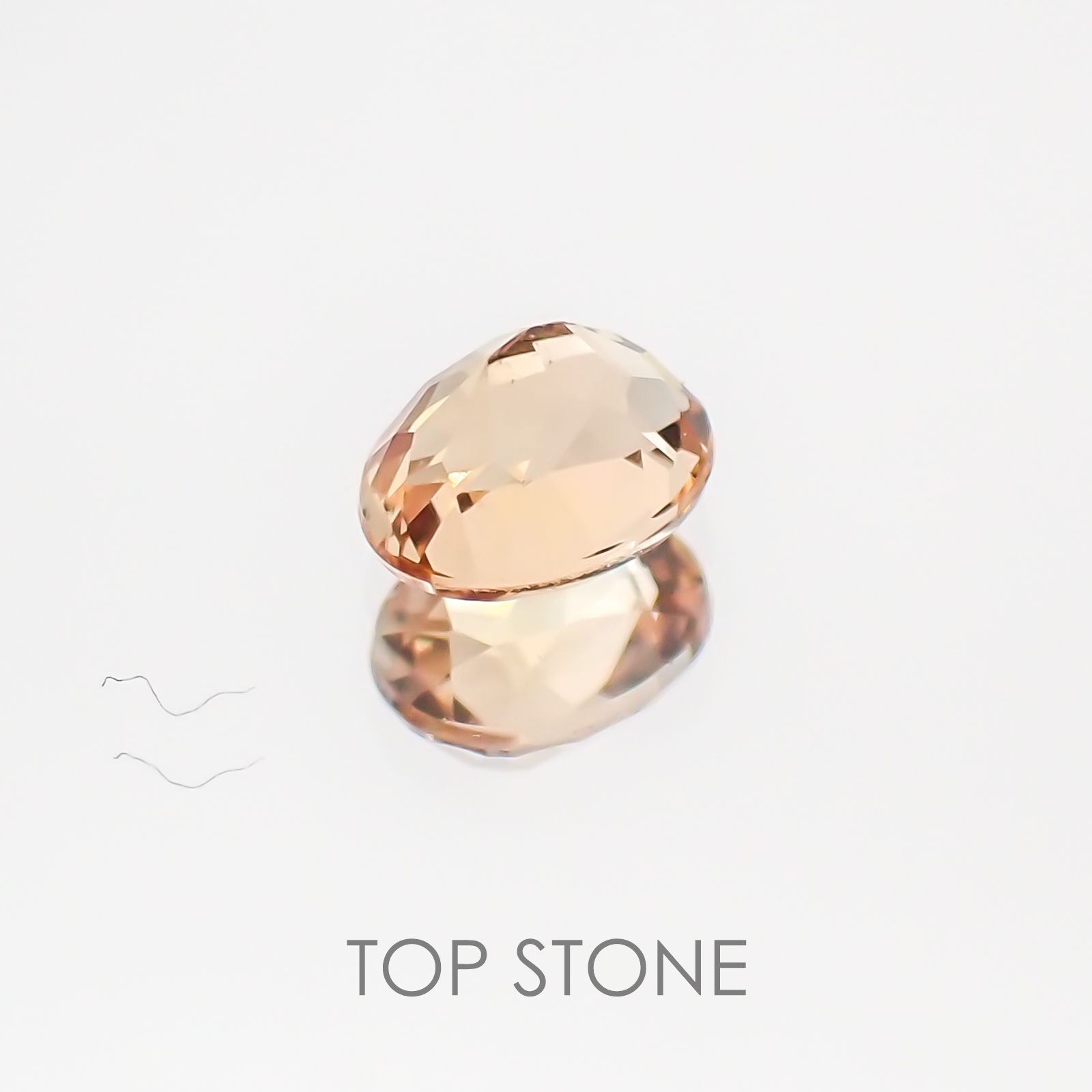 インペリアルトパーズ ブラジル産 ルース 0.35ct[20127865]4.5×3.5mm前後