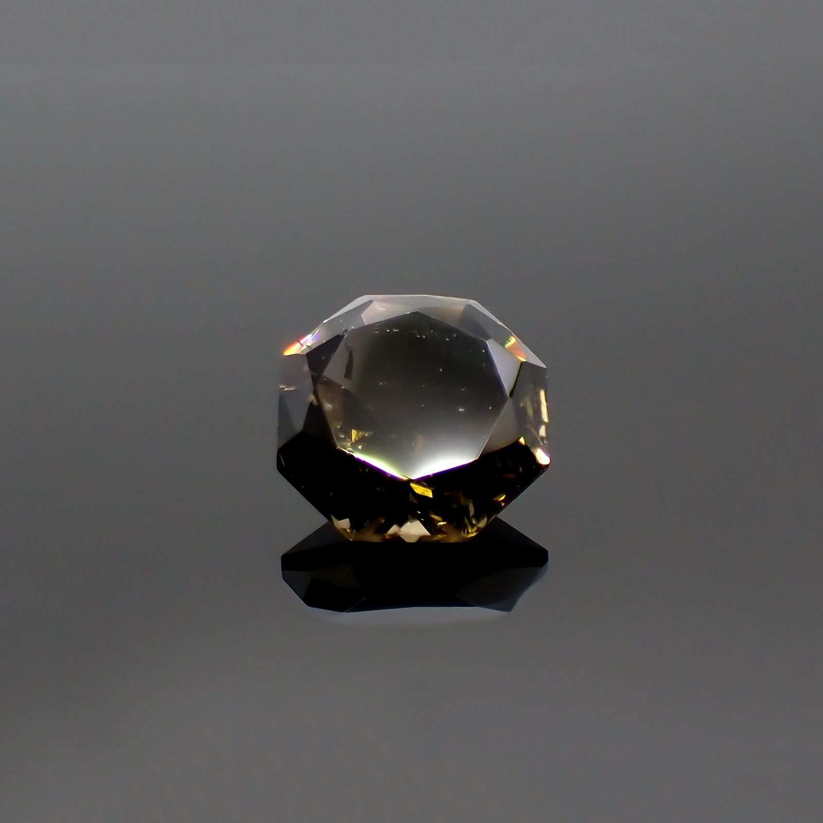 ◇オクタゴンカット◇バイカラートルマリンSA(宝石名トルマリン) ブラジル/アフリカ産 0.867ct ソ付(彩珠)[21049170]6.2×6.2mm前後