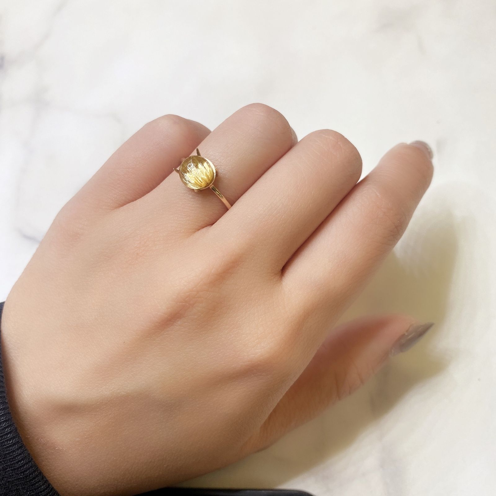 ルチルクォーツ(宝石名ルチルレイテッド・クォーツ) ブラジル産 2.30ct 識別済[211013314]7.5×7.5mm前後