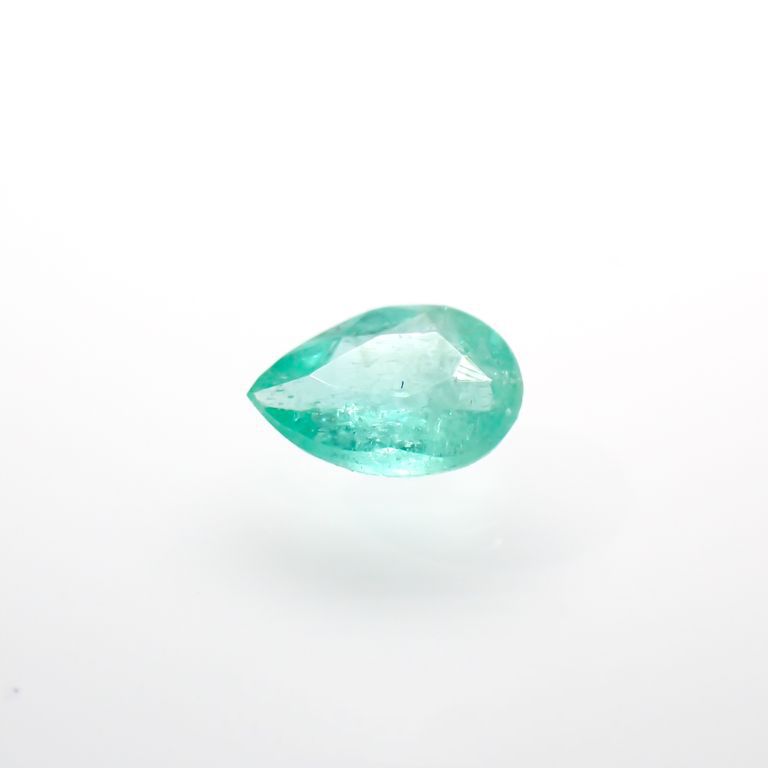 パライバトルマリン(宝石名トルマリン/別名パライバ・トルマリン)ブラジル・パライバ州バターリャ鉱山産 0.033ct 識別済[220616587]2.6x1.9mm前後