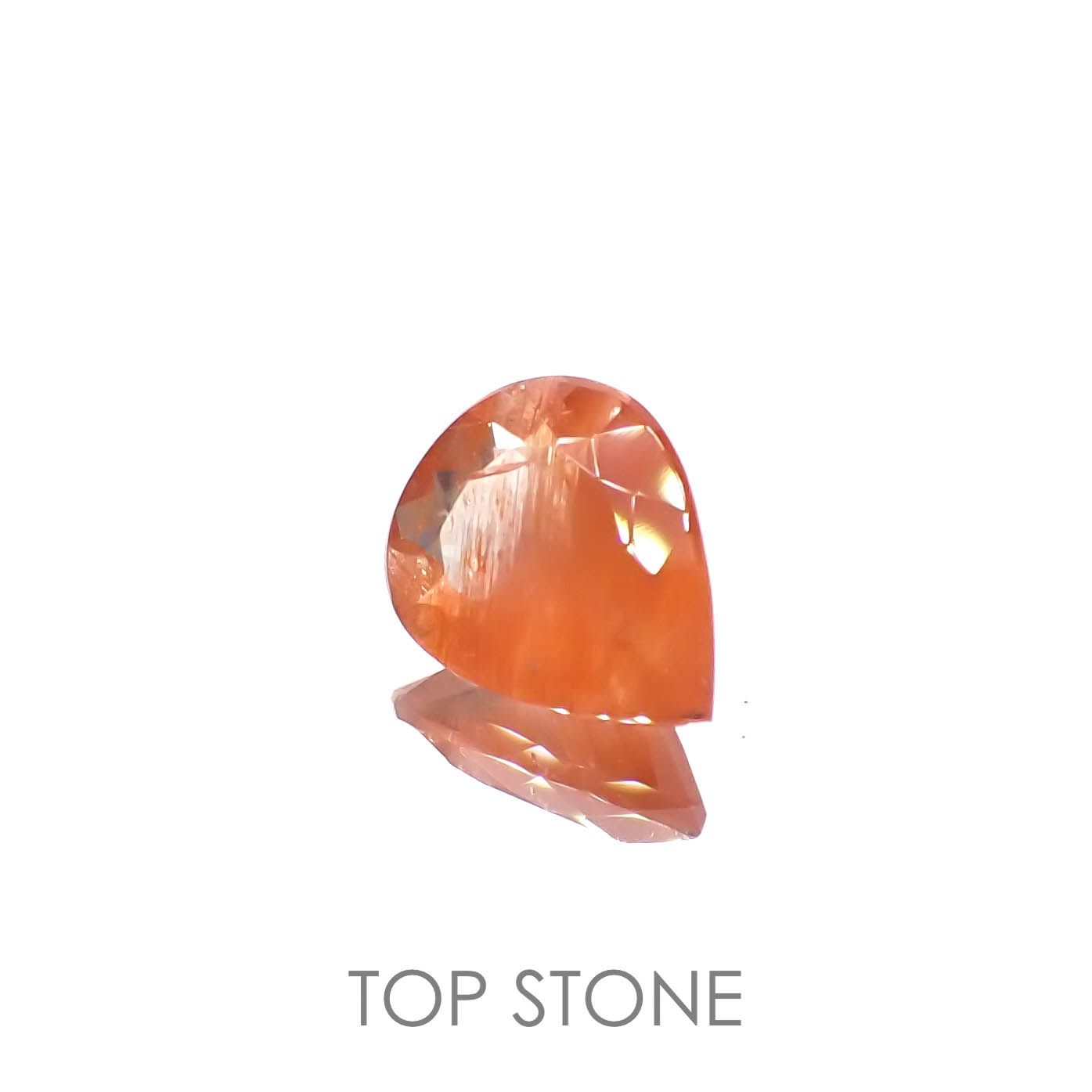 サンストーンスキャポライト(宝石名シーン・スキャポライト)タンザニア産 1.97ct 識別済[221219277]10.3x8.1mm前後