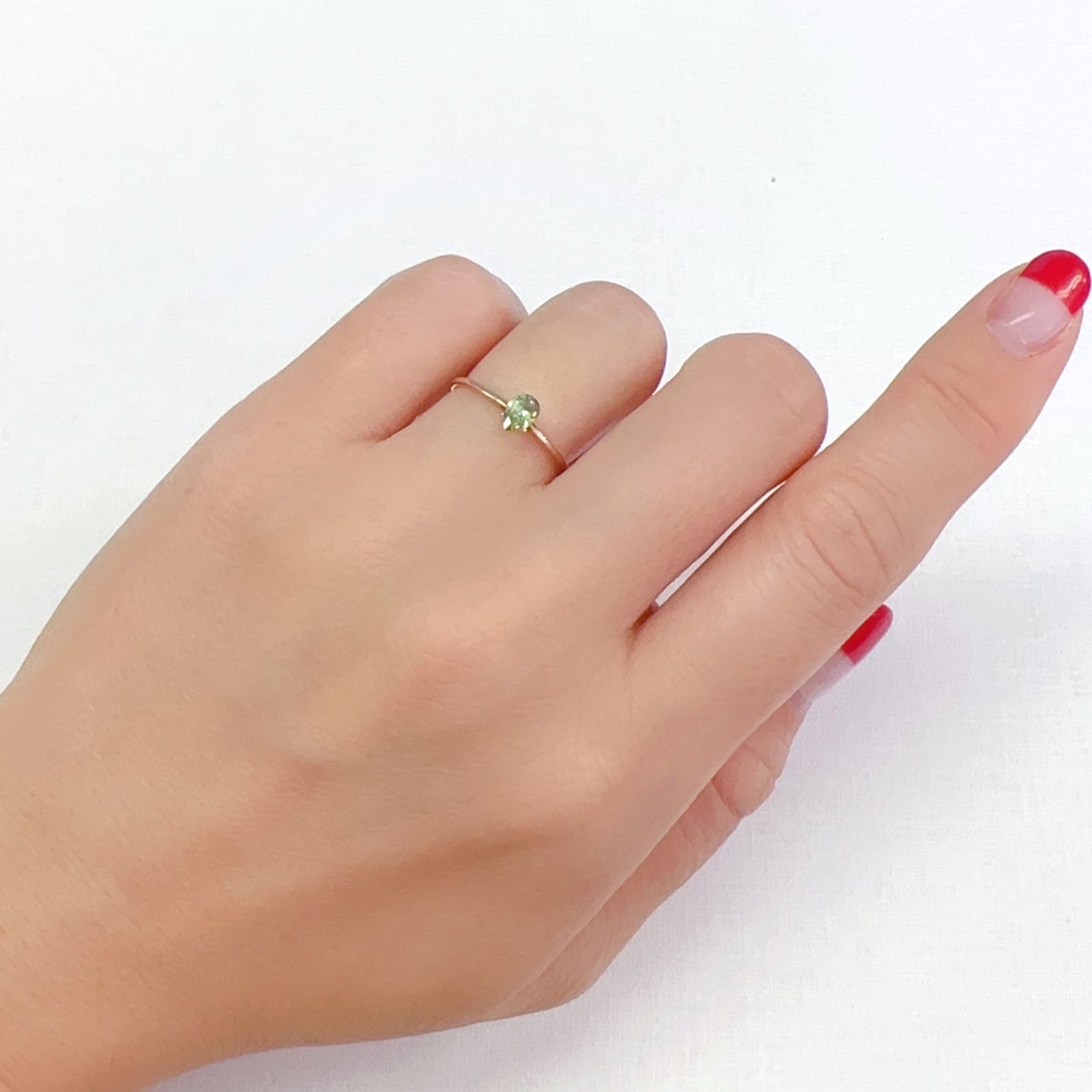 デマントイドガーネット ロシア産 0.31ct[231023654]4.9x3.6mm前後