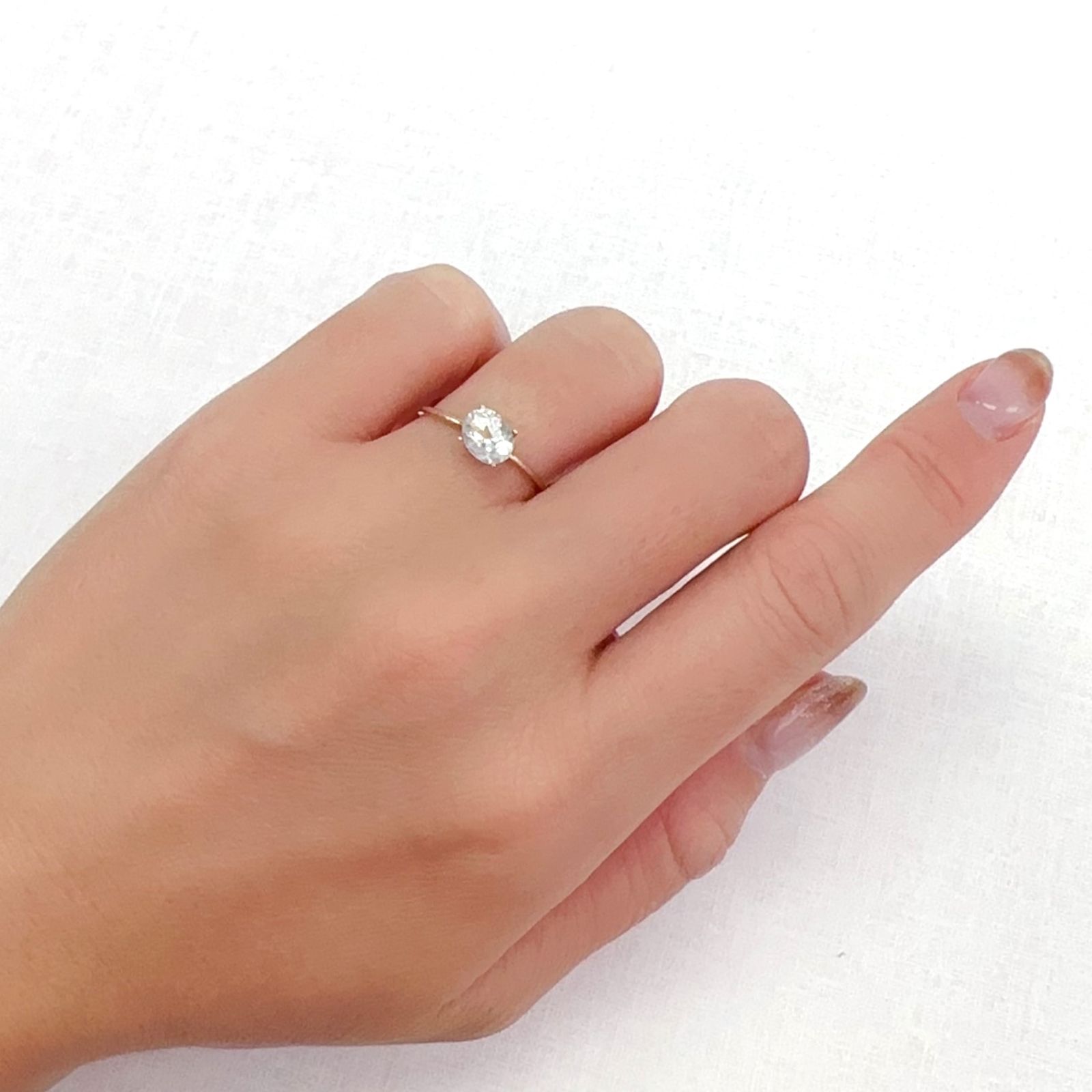 レインボームーンストーン タンザニア産 0.70ct[231023577]6.7x5.3mm前後