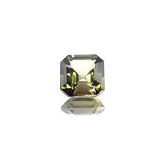 オリーブグリーントルマリン(宝石名トルマリン)ブラジル産 識別済 0.93ct / 5.9x5.8mm前後 [231023952]
