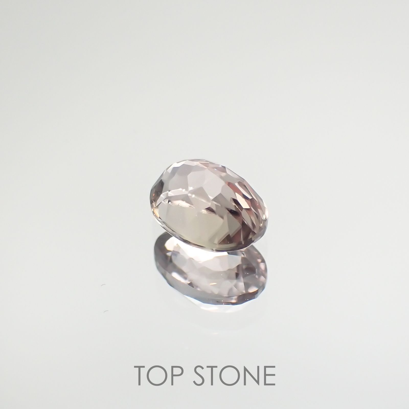 ダイアスポア カラーチェンジ(宝石名ダイアスポア) トルコ産 1.00ct 識別済[210812415]6.8×5mm前後