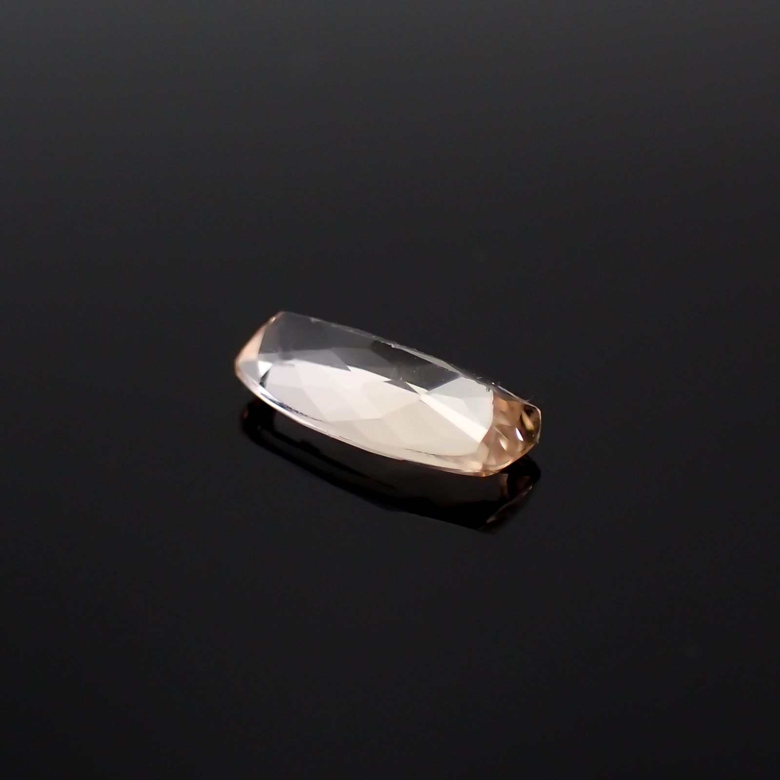 バイカラートパーズ ブラジル産 1.27ct[231023706]10x4.6mm前後