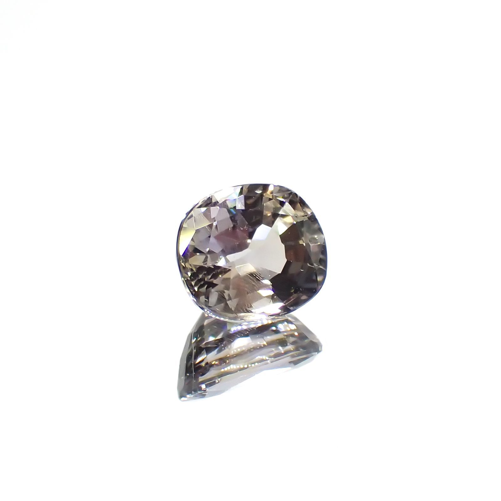 バイカラータンザナイト(宝石名ゾイサイト)タンザニア産 0.86ct 識別済[220717002]6x5.2mm前後