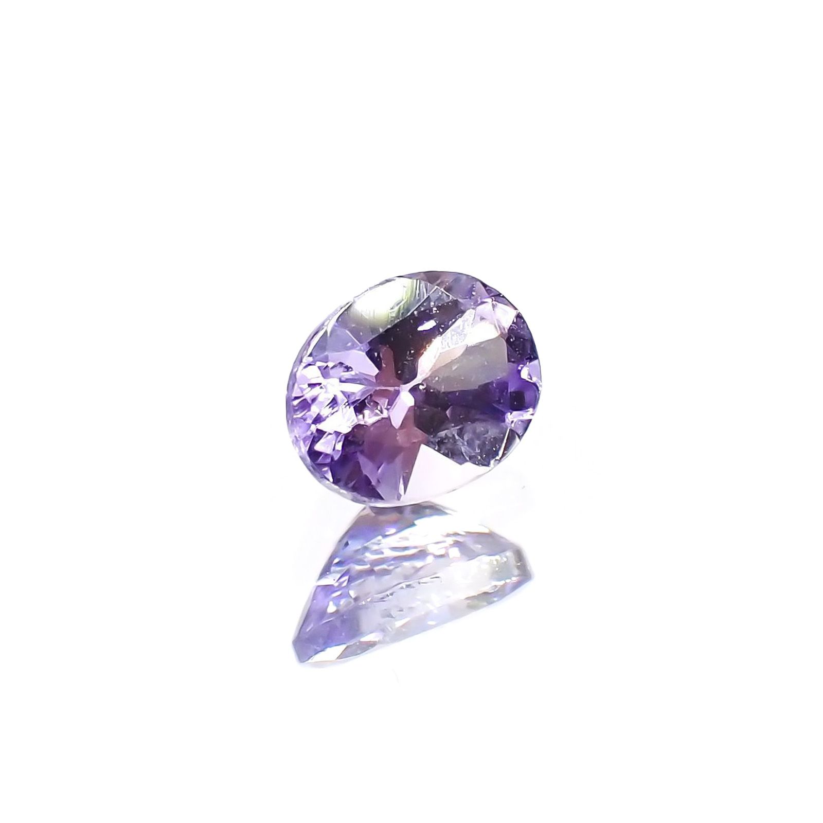 バイオレットゾイサイト(宝石名バイオレット・ゾイサイト)タンザニア産 識別済 0.36ct / 4.9x3.8mm前後 [220114946]