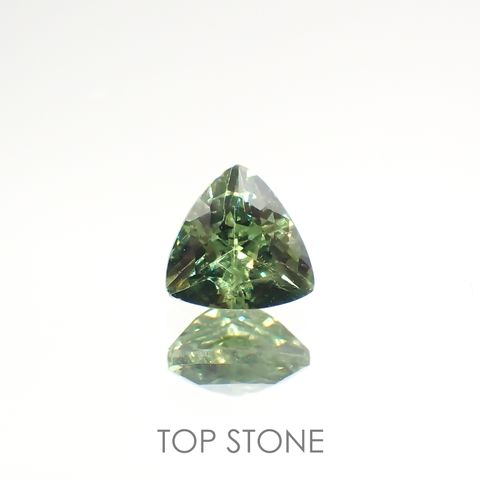 デマントイドガーネット(宝石名デマントイド・ガーネット) ナミビア産 0.60ct 識別済[210812790]5.2×4.9mm前後