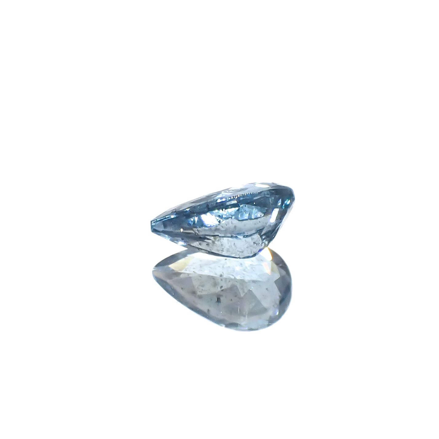 アクアマリン サンタマリアカラー マダガスカル産 0.74ct[240326969]7.8x5mm前後
