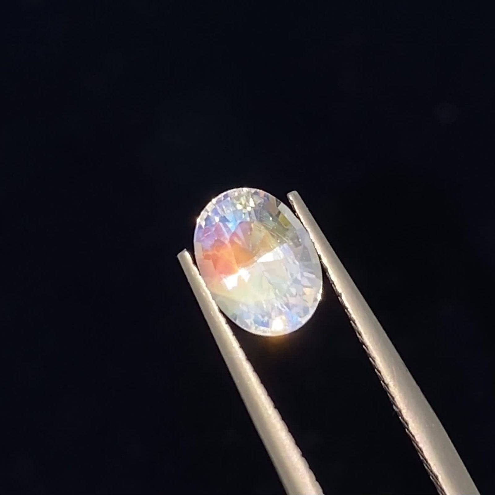 お取り置き　マダカスカル産　レインボームーンストーン マダガスカル産レインボームーンストーン1.73ct - IRODORI STONE