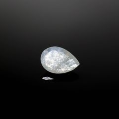 イリデッセンスアクアマリン ブラジル産 0.80ct [250730836]8.1x5.6mm前後
