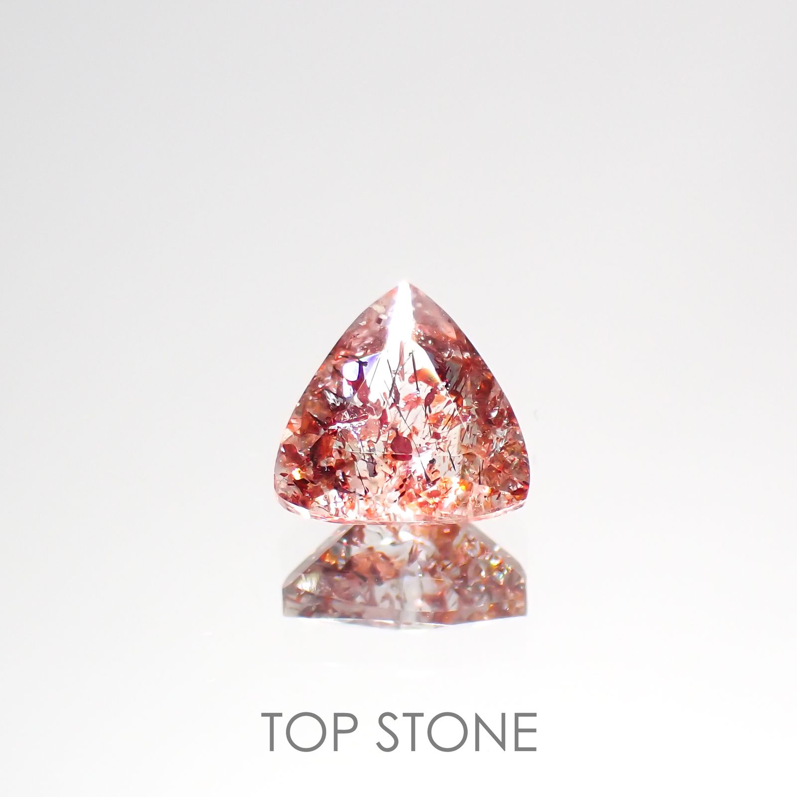 ファイヤークォーツ ナイジェリア産 0.91ct[220114760]7.1x7mm前後