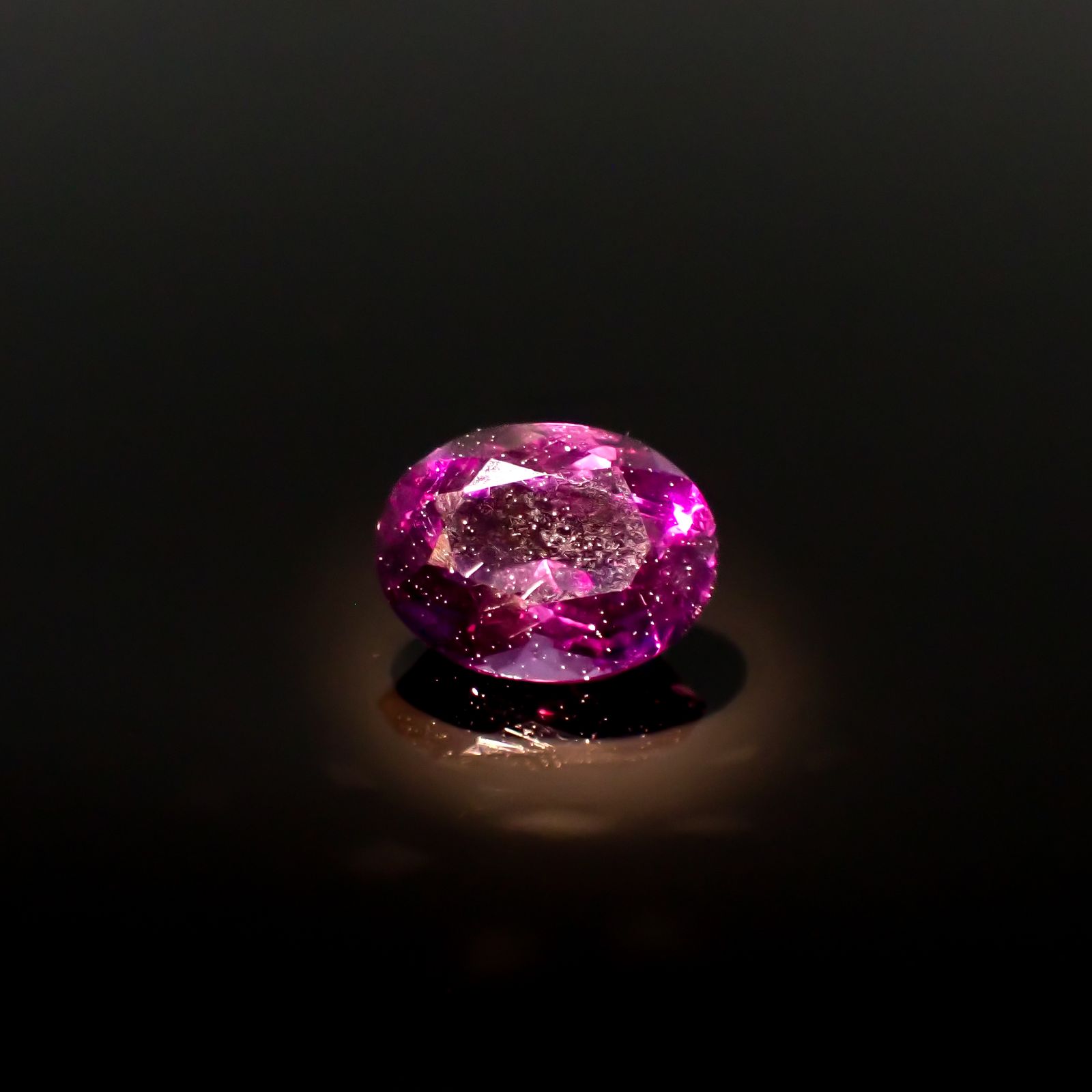カラーシフトアメジスト ブラジル/ウルグアイ産 1.19ct [241229650]8.2x6.3mm前後
