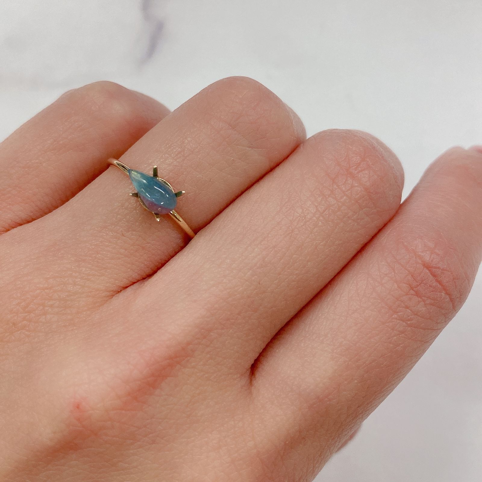 バイカラーパライバトルマリン ブラジル産 0.58ct[210310328]7.7×3.8mm前後