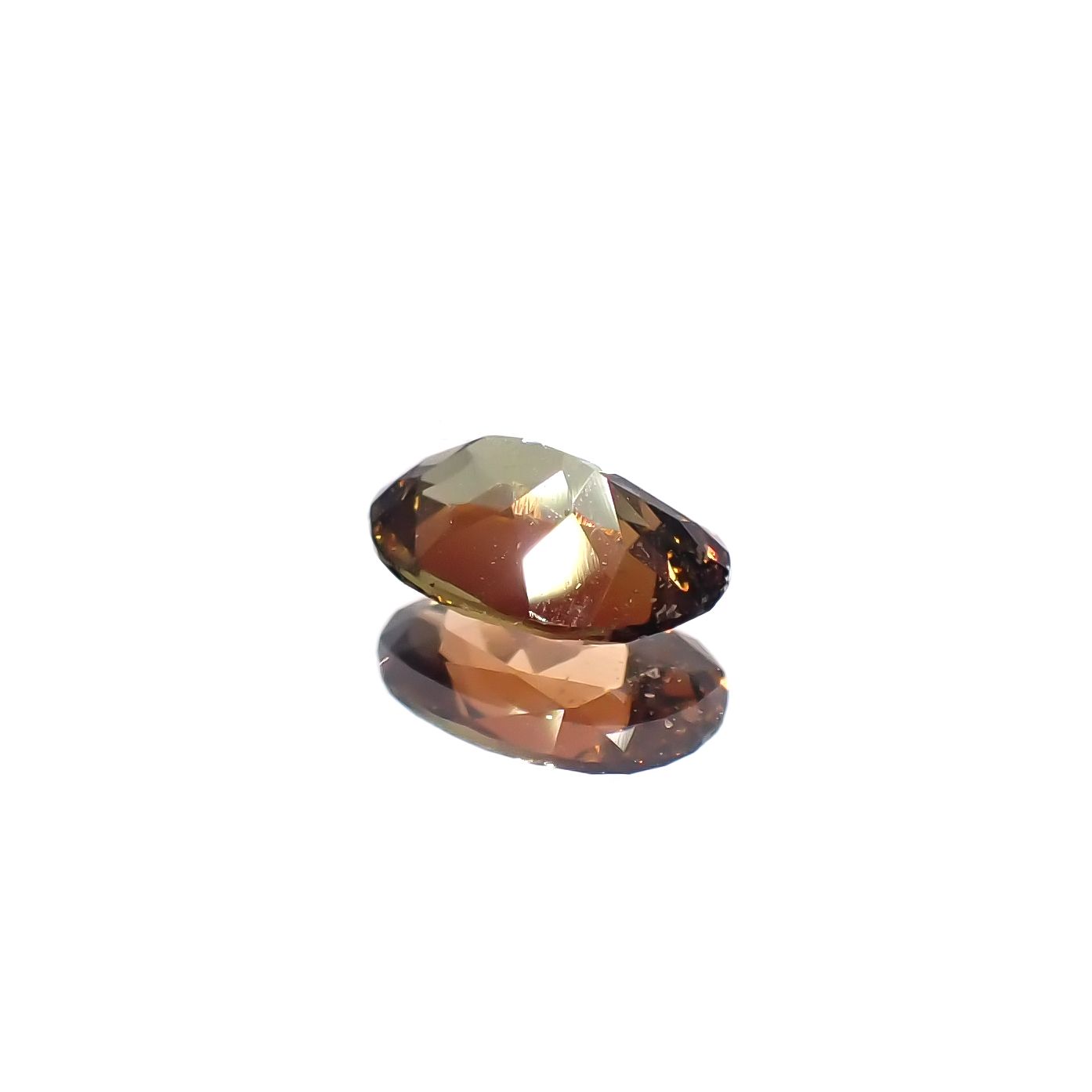 バイカラーアンダリュサイト スリランカ/マダガスカル産 0.61ct[240226144]6.7x4.7mm前後