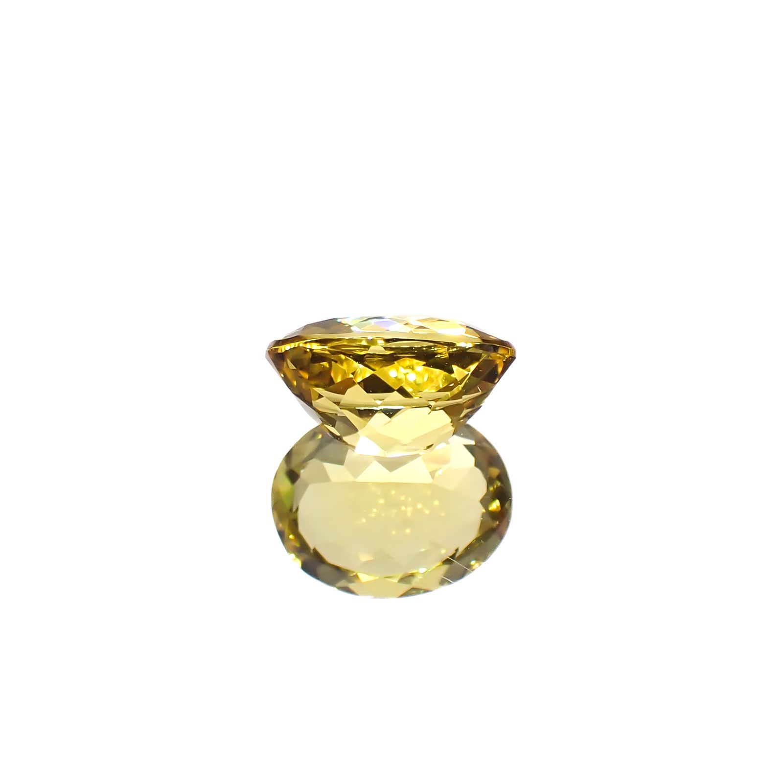 イエローベリル ブラジル産 2.36ct[240728555]9.9x7.9mm前後