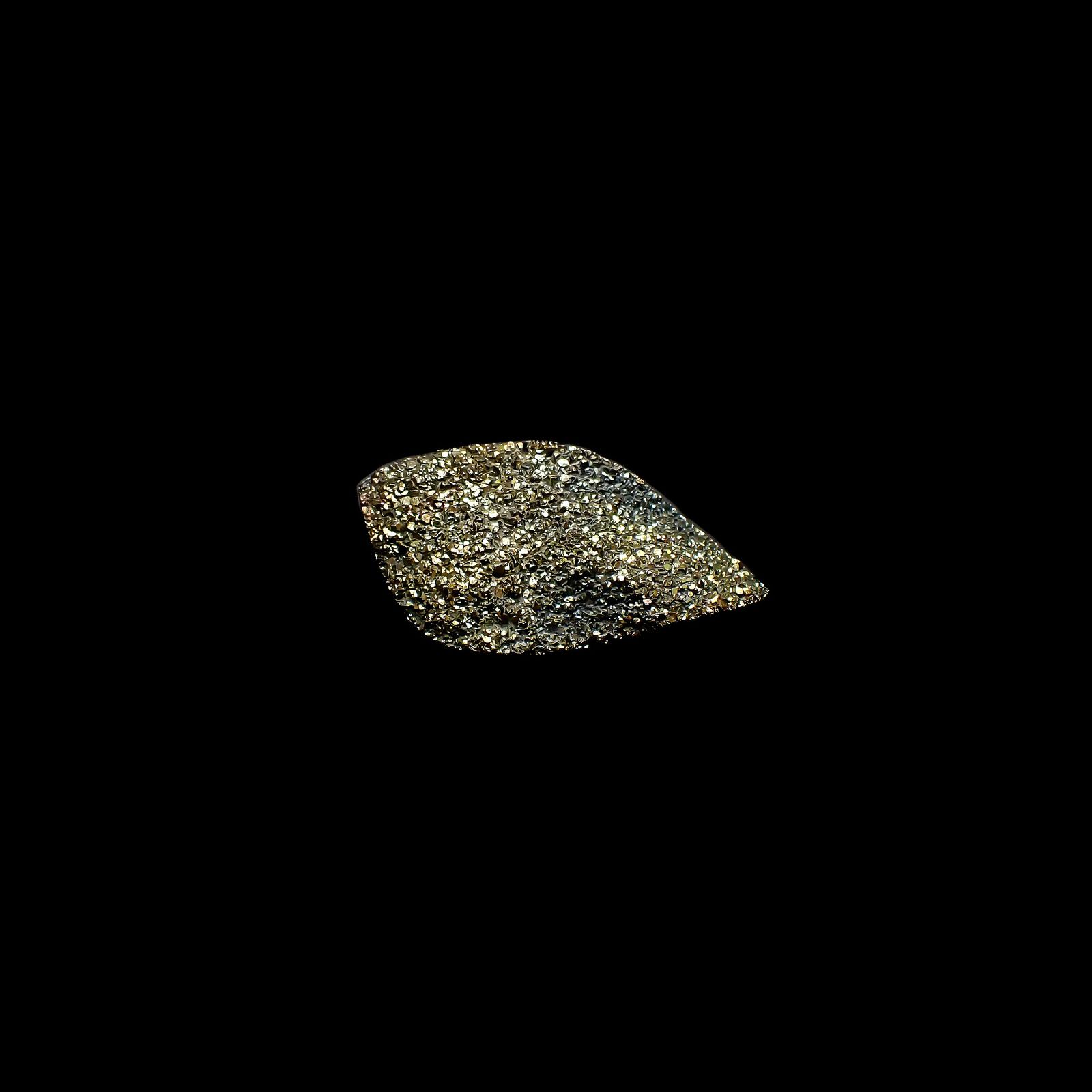◇フリーフォーム◇レインボーパイライト 原石 ロシア産 24.20ct[240326431]28.6x15.6mm前後