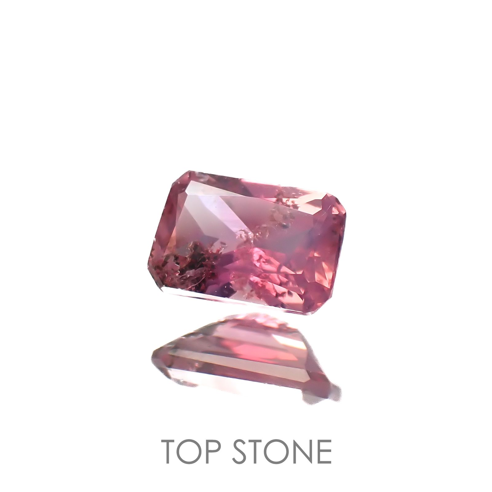 ウィンザーサファイア(宝石名サファイア)タンザニア・ウィンザー産 0.30ct 識別済[220817397]4.5x3mm前後