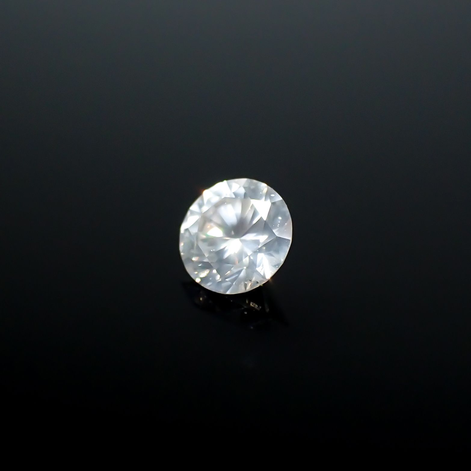 シルキーダイヤモンド 0.12ct[240326621]3x3mm前後