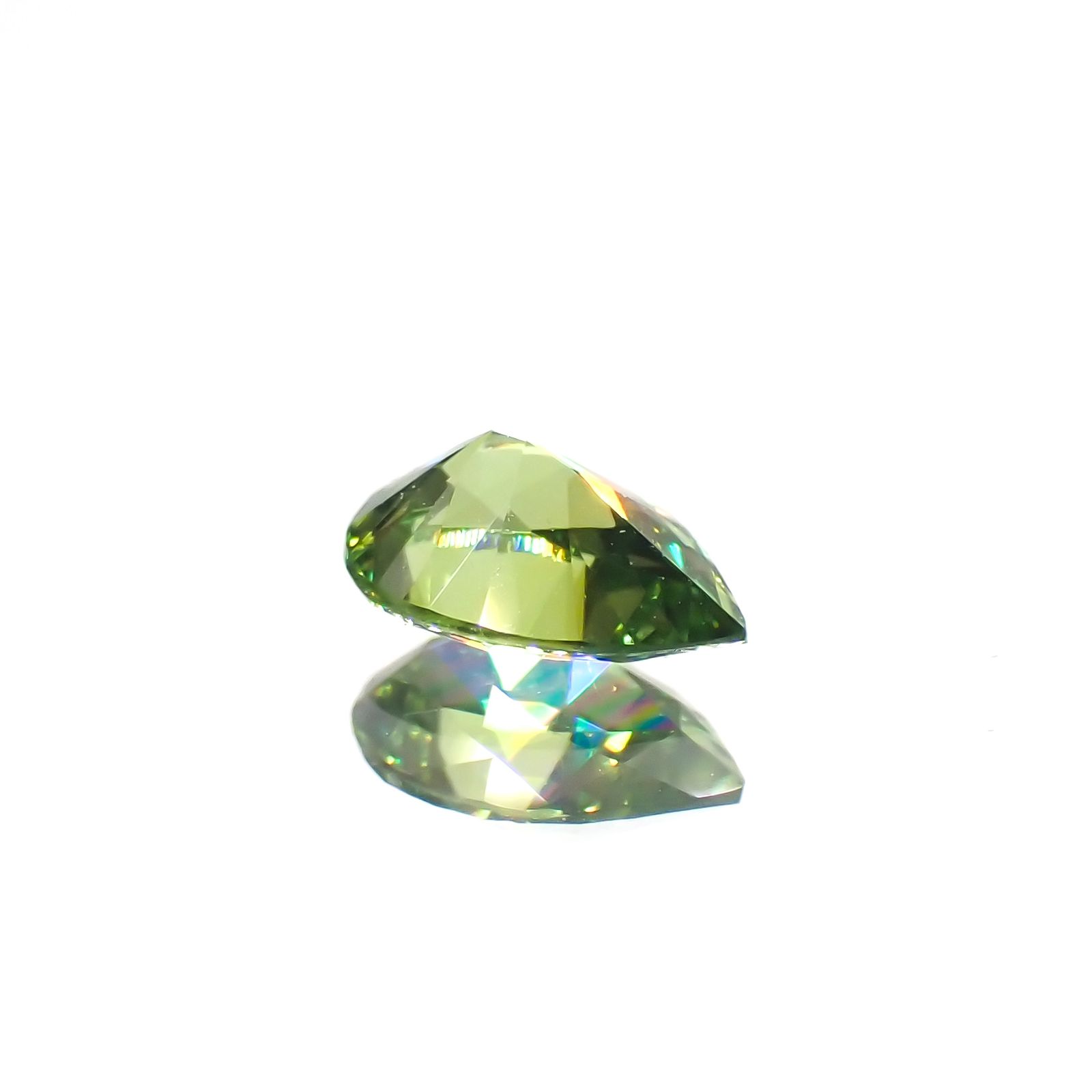 デマントイドガーネット ロシア産 0.25ct[231023655]4.8x3.3mm前後