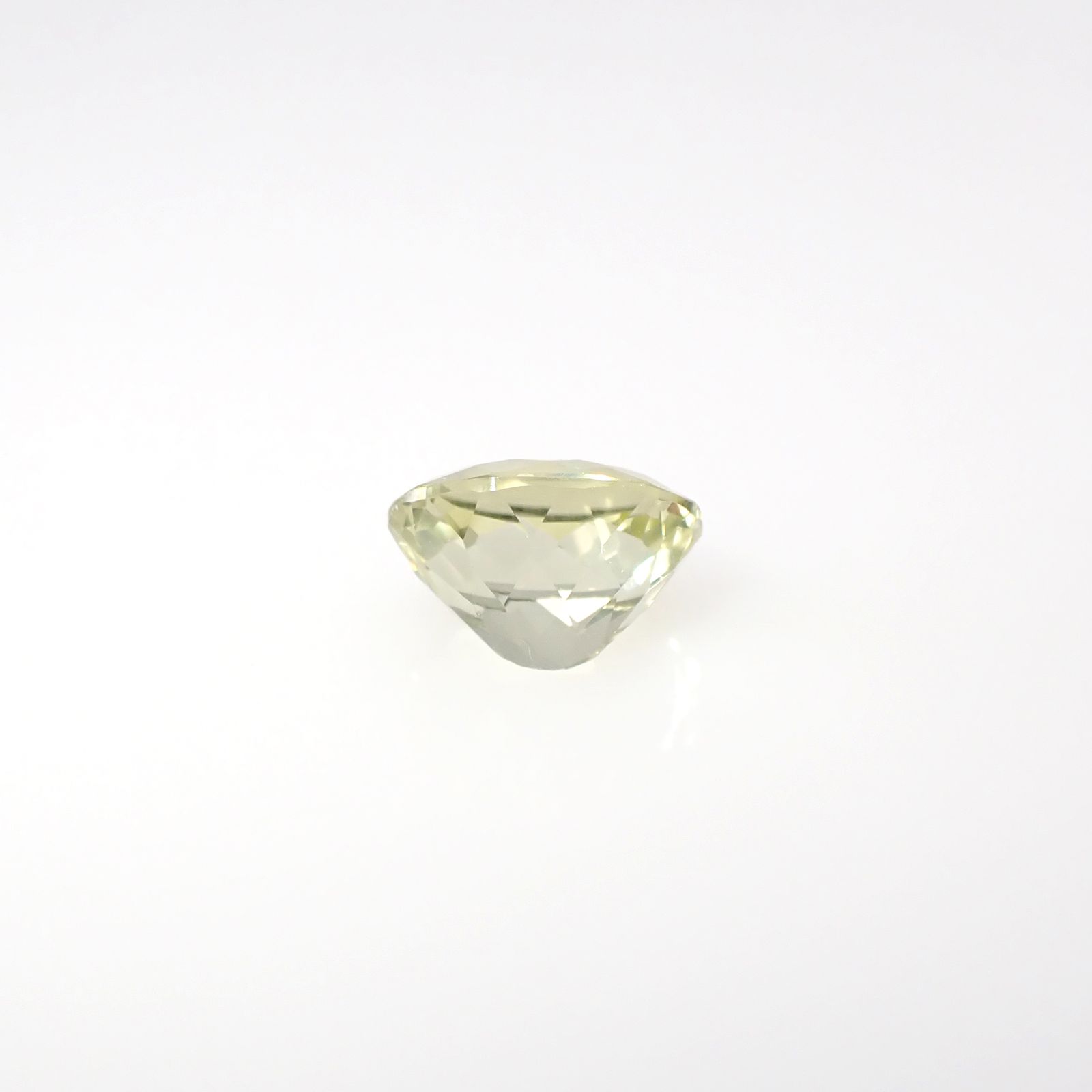モンテブラサイト(宝石名モンテブラサイト)マダガスカル産 1.39ct 識別済[241229655]7.7x6.1mm前後