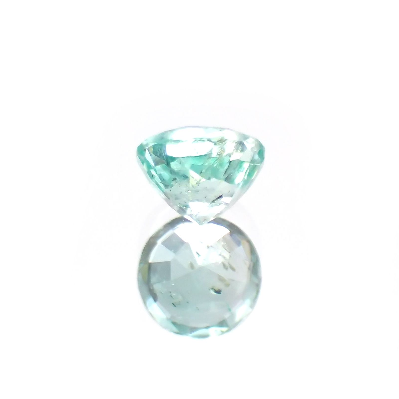 パステルカラーエメラルド コロンビア産 0.23ct [250421728]3.8x3.8mm前後