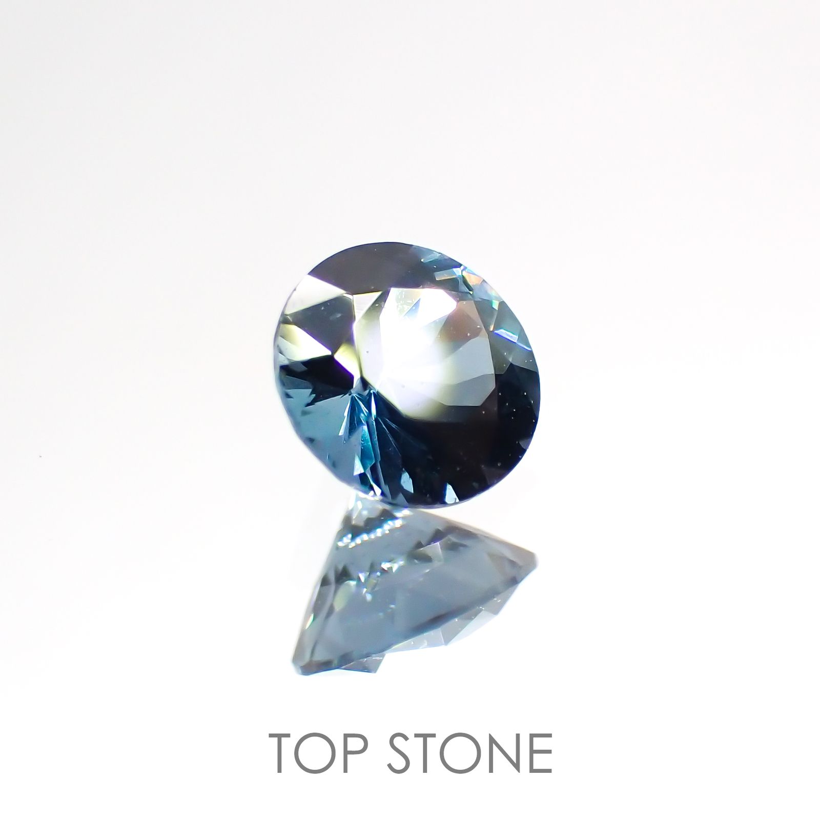 ブルーグレイッシュスピネル(宝石名スピネル) ビルマ産 0.32ct 識別済[210913459]4.3×4.3mm前後