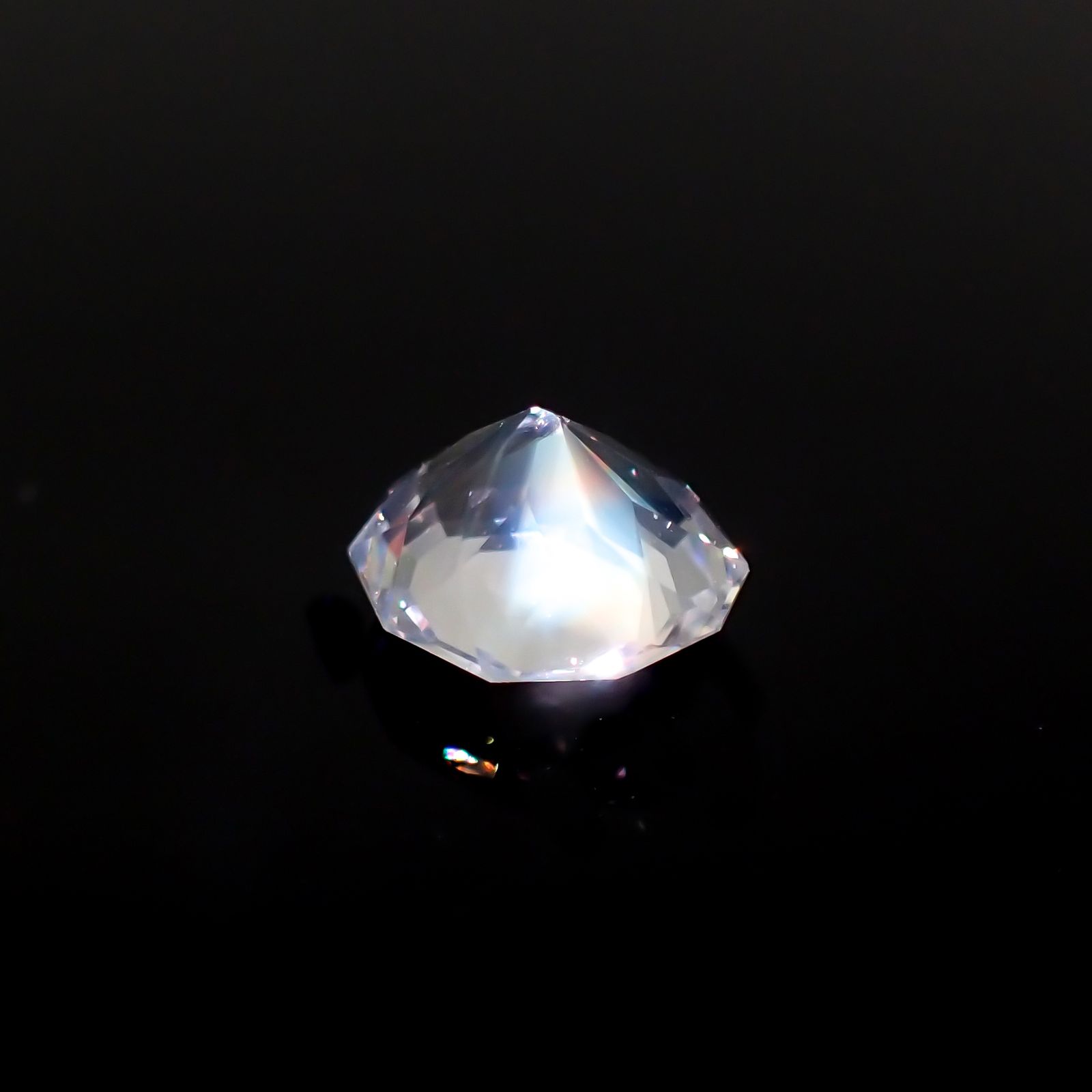 ◇カスタムカット◇レインボームーンストーン マダガスカル産 1.06ct[230923435]7.2x6.4mm前後