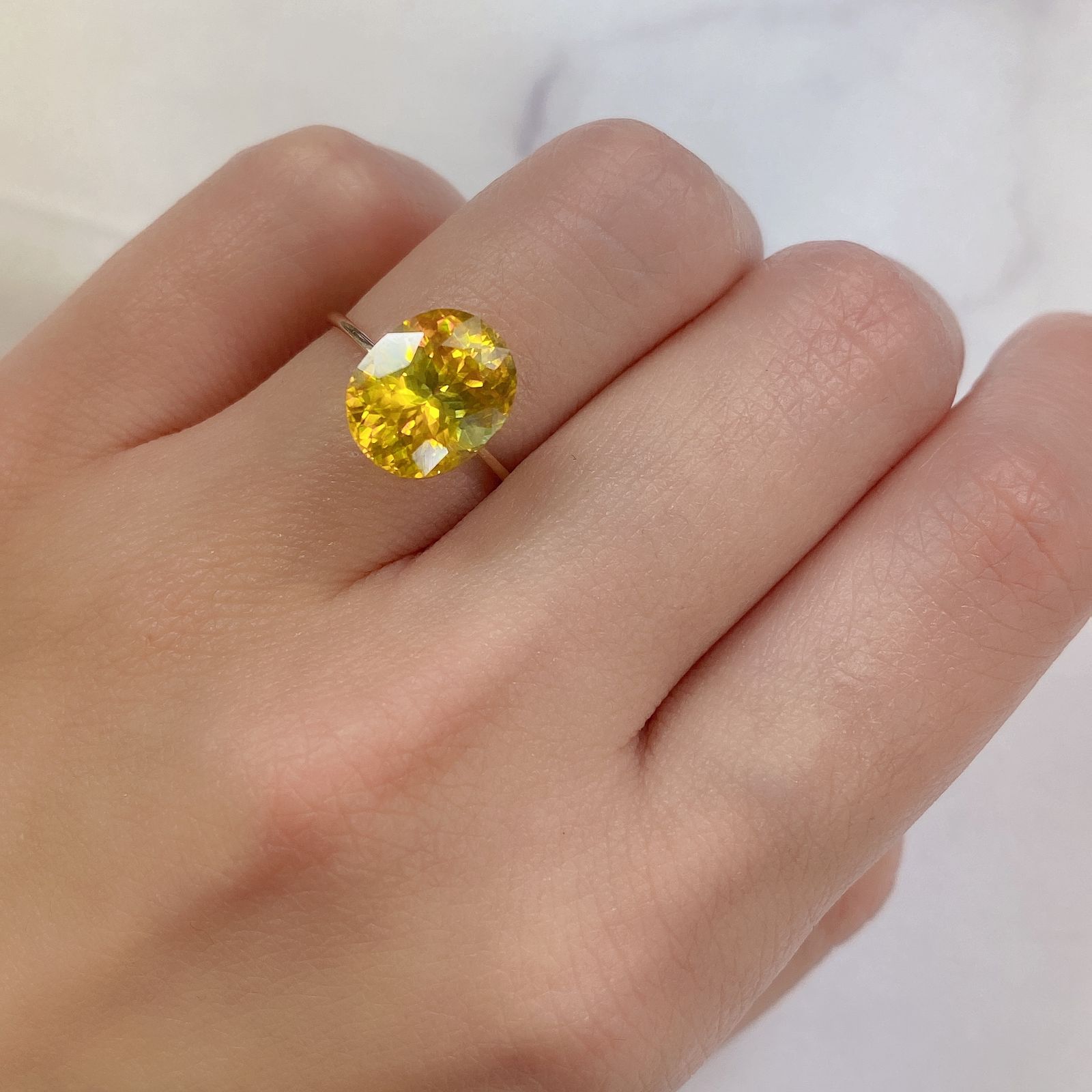 スファレライト(宝石名スファレライト) スペイン産 5.83ct 識別済[21018349]11.1×8.9mm前後