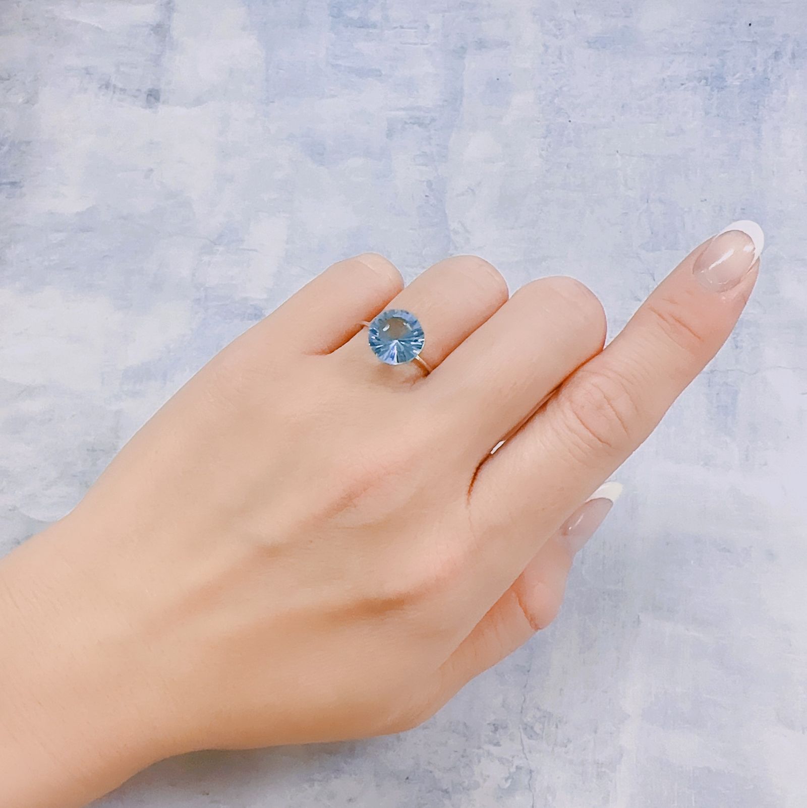 ブルートパーズ ブラジル産 4.08ct[221219317]10x10mm前後