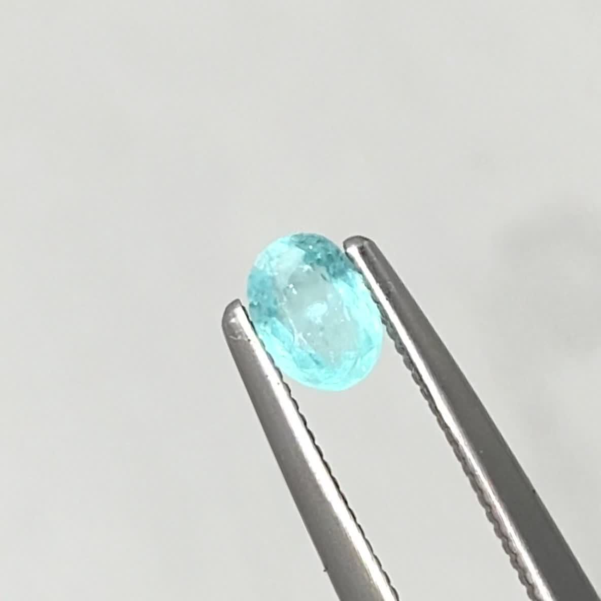 パライバトルマリン モザンビーク産 0.23ct / 4.7x3.4mm前後