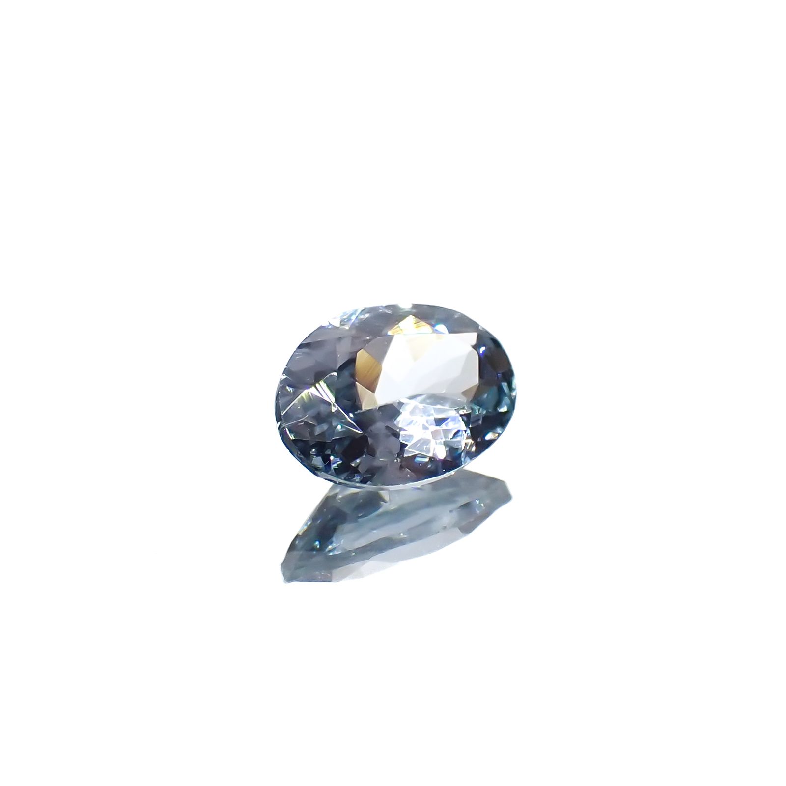 ブルーイッシュグレースピネル タンザニア産 0.81ct[231224888]7x5.1mm前後