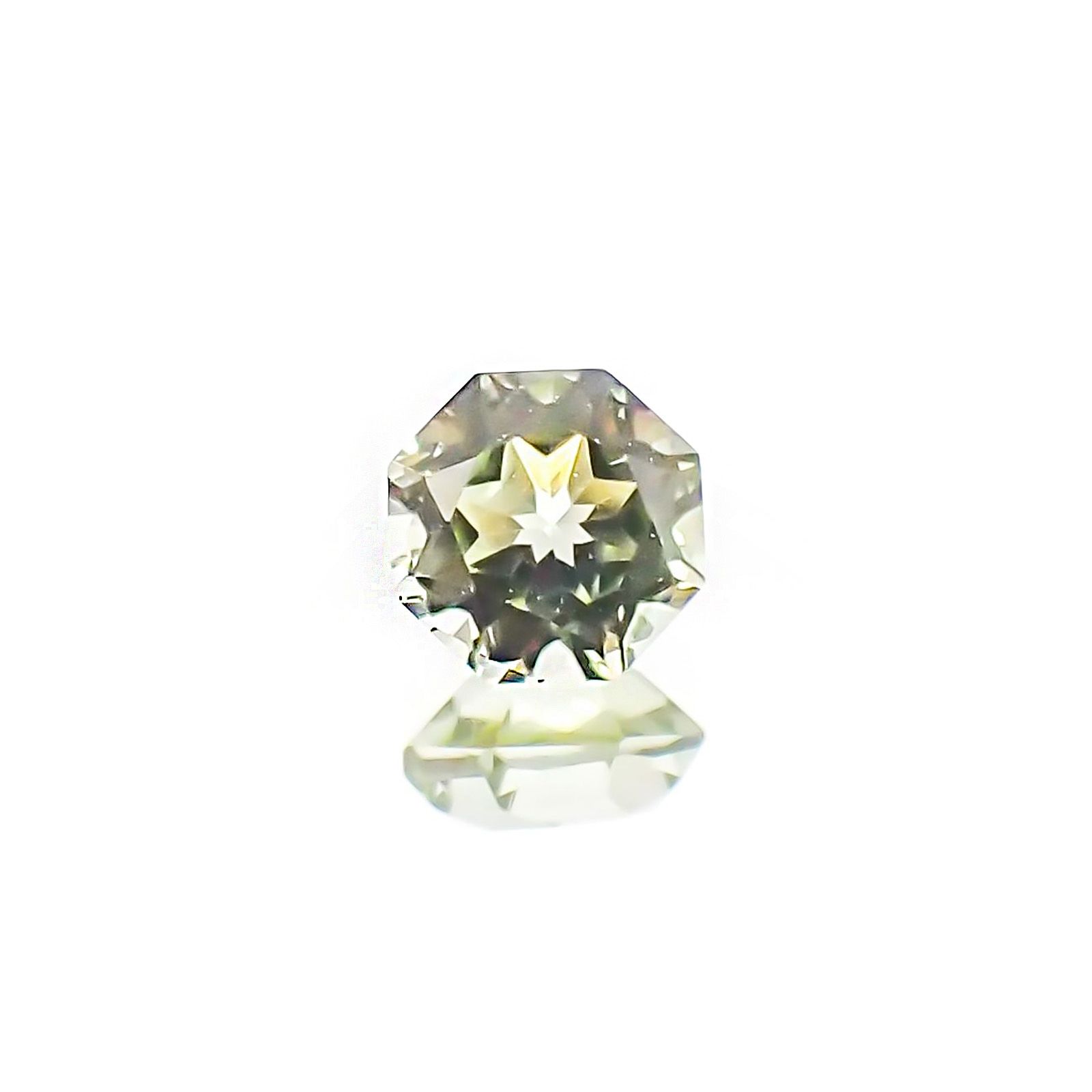 ◇オクタゴンカット◇グリーントルマリン(宝石名グリーン・トルマリン)ブラジル/アフリカ産 識別済 0.30ct / 4x4mm前後 [231124195]