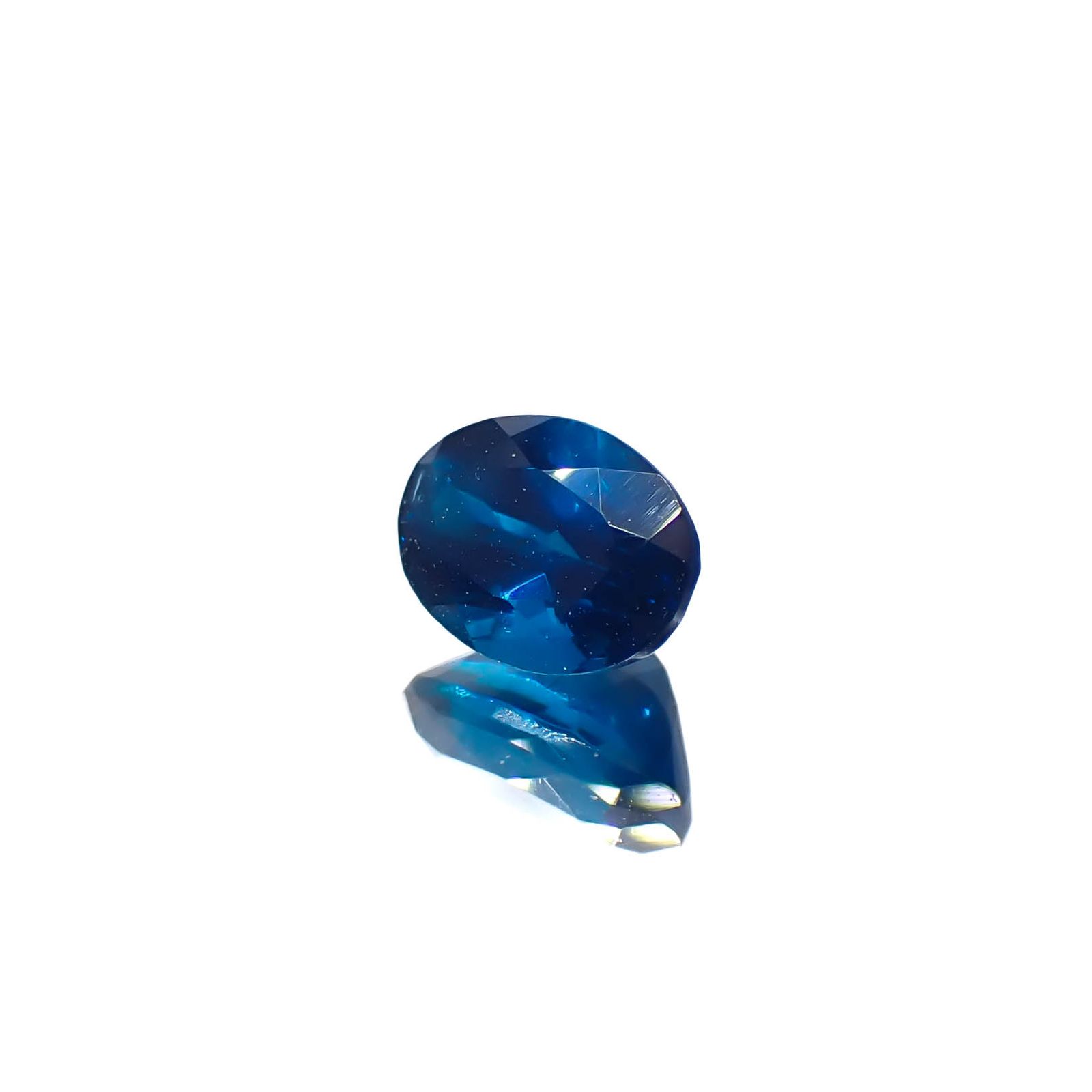 ディープブルーアパタイト マダガスカル産 0.92ct[240628160]6.8x4.9mm前後